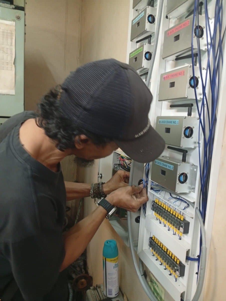 IoT Installation Project Data Logging on MV. Zalecha Baruna (PT. Bahtera Adhiguna)